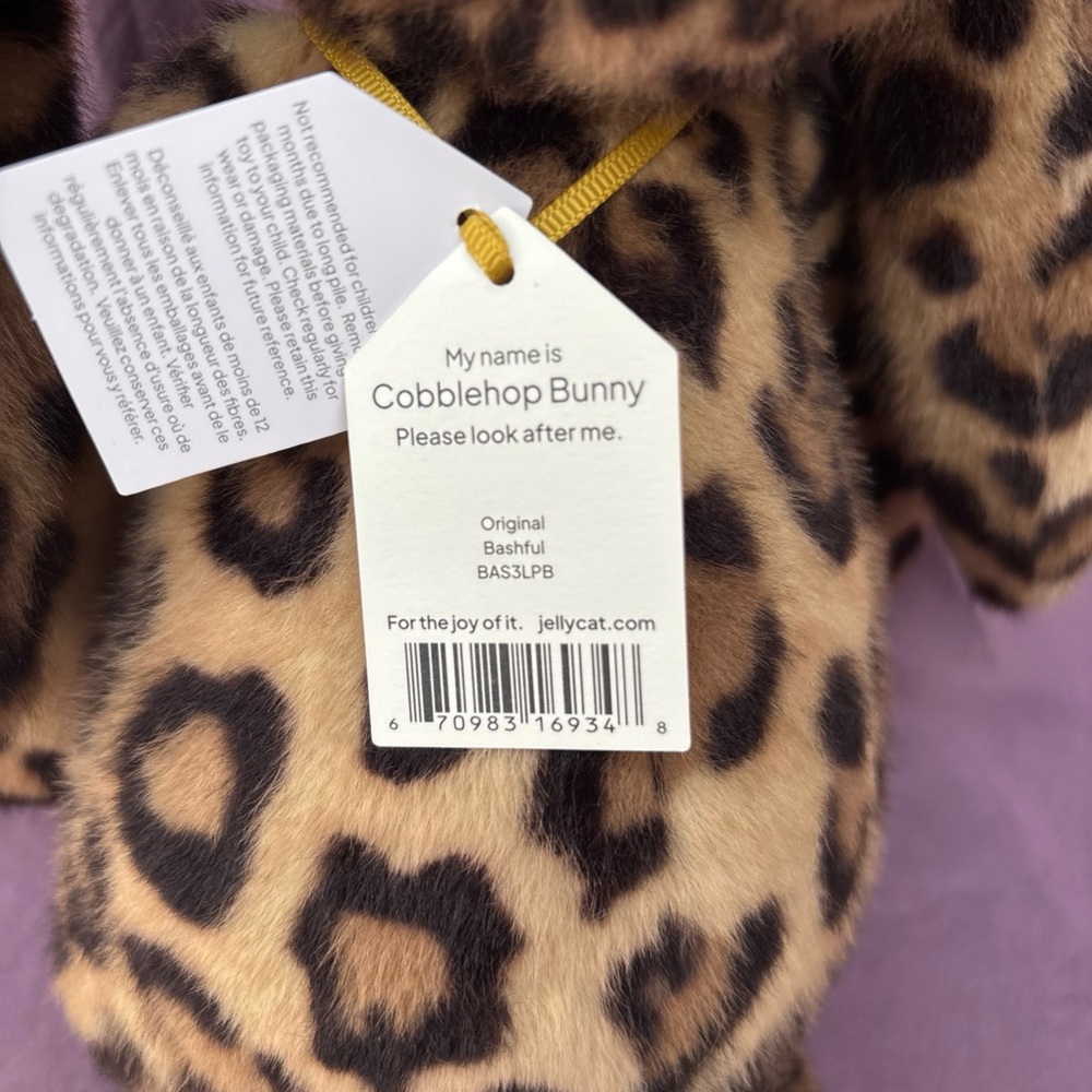 Jellycat COBBLEHOP BUNNY EXCLUSIVE Ruby Cruiser in-hand  Authentic NWT dust bag - Picture 6 of 11